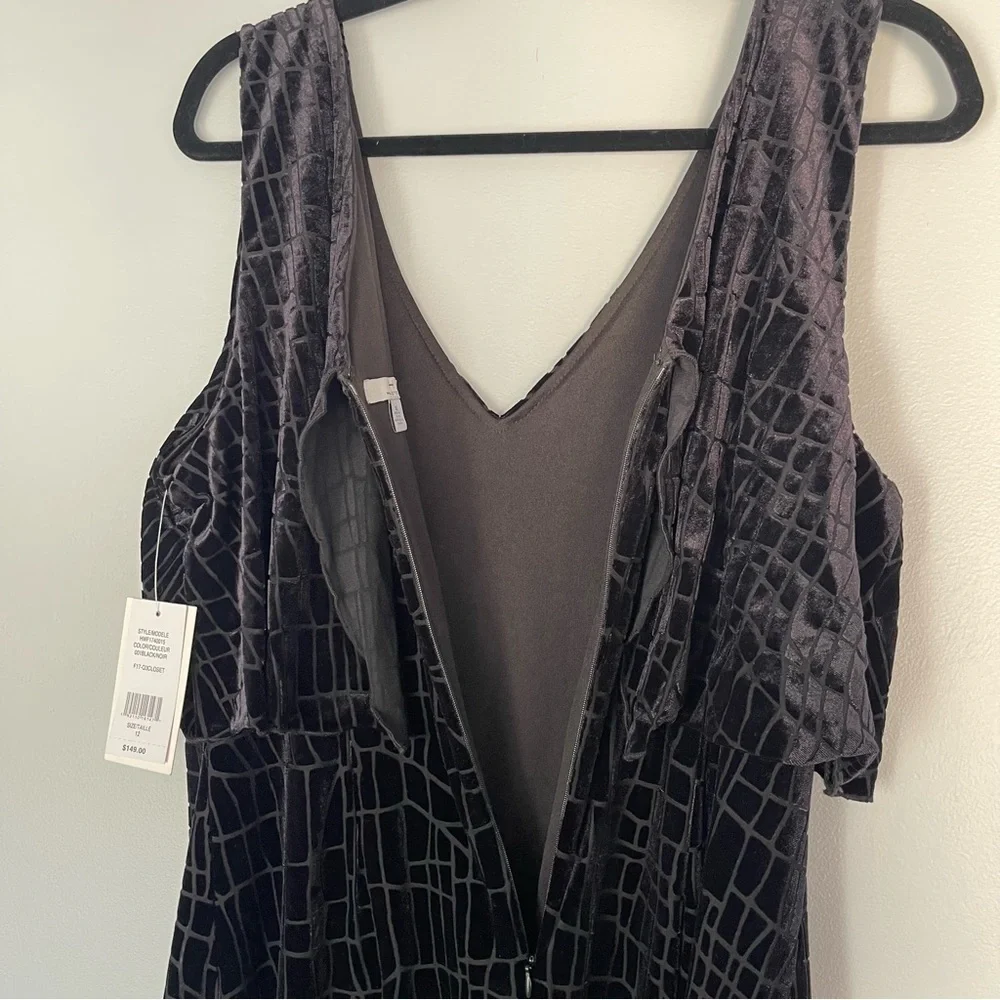Halston Black Velvet Ruffle Textured V-Neck Zip Back Midi Sleeveless NWT Dress